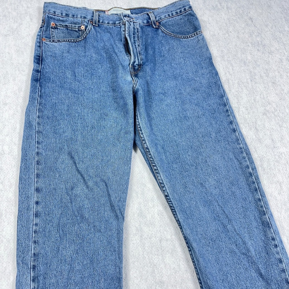 Vintage Levis 505 Jeans Men 36x32 Straight Leg Regular Fit Med Wash Y2K 2003 - Picture 6 of 14